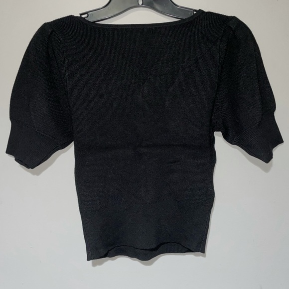Puff Shoulder Sweatheart Neckline Top - Picture 6 of 6